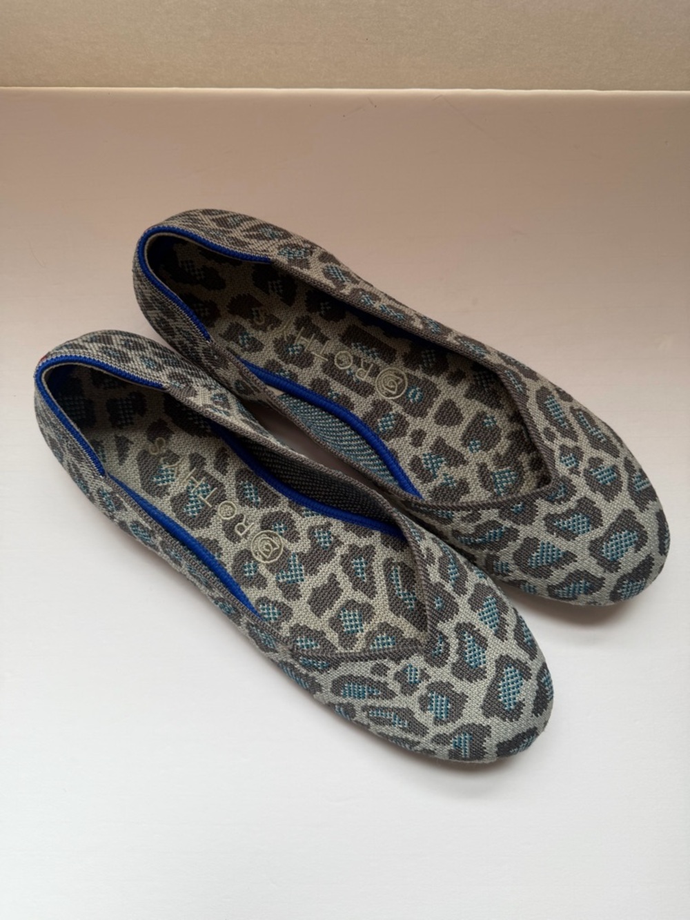 Rothy's Gray Leopard Knit Flats with Blue Trim